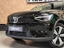 Volvo XC40 Recharge Core 70 kWh | Pano | Led | Stuur/Stoel verwarming | Camera | Carplay