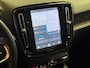 Volvo XC40 Recharge Core 70 kWh | Pano | Led | Stuur/Stoel verwarming | Camera | Carplay