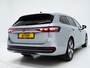 Volkswagen Passat Variant 1.5 eHybrid Elegance | Panoramadak | Leder | Trekhaak | HUD | Massage | 360 | Sfeerlicht | Keyless | Carplay