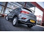 Volkswagen T-Roc 1.0 TSI Style |Virtual Cockpit | Trekhaak | Adapt. cruise | Carplay | Parkeerhulp |