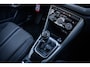Volkswagen T-Roc 1.0 TSI Style |Virtual Cockpit | Trekhaak | Adapt. cruise | Carplay | Parkeerhulp |