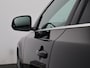 Volvo V40 T5 245pk R-Design / Stoel+voorruitverwarming / Park assist v+a+camera / Privacy glass / 19" Artio / Elektr. bed. stoelen