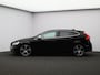Volvo V40 T5 245pk R-Design / Stoel+voorruitverwarming / Park assist v+a+camera / Privacy glass / 19" Artio / Elektr. bed. stoelen