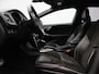 Volvo V40 T5 245pk R-Design / Stoel+voorruitverwarming / Park assist v+a+camera / Privacy glass / 19" Artio / Elektr. bed. stoelen