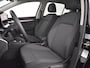 Volkswagen Golf 1.5 eHybrid Life Edition | Panorama-dak | 18" VW Velgen l Camera | Cruise control adaptief | Apple carplay Android auto | Parkeer assistent | DAB | Keyless entry/start |