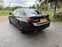 BMW 3-Serie 320e Business Edition Plus | Sportstoelen | Sfeerverlichting | 19Inch | Dealer onderhouden | Camera |
