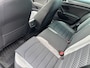 Volkswagen Golf Variant 1.5 eTSI R-Line Automaat Panoramadak / Trekhaak / Full LED