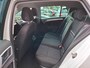 Volkswagen Golf 1.2 TSI Highline R-Line. 1st eigenaar, 100% onderhouden! O.a. trekhaak, stoelverwarming, cruise, bluetooth, etc.