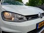 Volkswagen Golf 1.2 TSI Highline R-Line. 1st eigenaar, 100% onderhouden! O.a. trekhaak, stoelverwarming, cruise, bluetooth, etc.