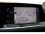 Volkswagen Golf 1.0 eTSI 110pk Life Business DSG Automaat / Navigatie / LM 17 inch / Digital cockpit / Parkeersensoren / Stoelverwarming