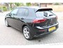Volkswagen Golf 1.0 eTSI 110pk Life Business DSG Automaat / Navigatie / LM 17 inch / Digital cockpit / Parkeersensoren / Stoelverwarming