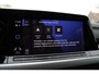 Volkswagen Golf 1.0 eTSI 110pk Life Business DSG Automaat / Navigatie / LM 17 inch / Digital cockpit / Parkeersensoren / Stoelverwarming