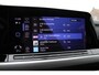 Volkswagen Golf 1.0 eTSI 110pk Life Business DSG Automaat / Navigatie / LM 17 inch / Digital cockpit / Parkeersensoren / Stoelverwarming