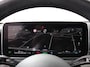 Mercedes-Benz C-klasse 300e AMG Line sedan Automaat | Climate control | Adaptieve cruise control | Parkeersensoren | Achteruitrijcamera | Sfeerverlichting | Stoelverwarming | Keyless | LED | Navigatie