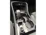 Volvo XC40 2.0 B3 Plus Dark intellisafe/ voorruitverwarming/ climate line/ harman kardon/ trekhaak/  extra getint glas
