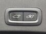 Volvo XC40 2.0 B3 Plus Dark intellisafe/ voorruitverwarming/ climate line/ harman kardon/ trekhaak/  extra getint glas