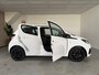 Peugeot 108 1.0 e-VTi Black & White Active Airco, Navigatie