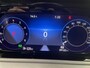 Volkswagen Golf 1.0 eTSI DSG Life Navigatie Apple Carplay/Android Auto Parkeersensoren Adaptieve Cruise Control Sfeerverlichting Virtual Cockpit Climate Control Lichtmetalen velgen