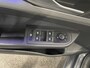 Volkswagen Golf 1.0 eTSI DSG Life Navigatie Apple Carplay/Android Auto Parkeersensoren Adaptieve Cruise Control Sfeerverlichting Virtual Cockpit Climate Control Lichtmetalen velgen
