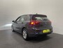 Volkswagen Golf 1.0 eTSI DSG Life Navigatie Apple Carplay/Android Auto Parkeersensoren Adaptieve Cruise Control Sfeerverlichting Virtual Cockpit Climate Control Lichtmetalen velgen