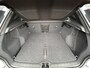 Volvo XC40 2.0 B4 Plus Dark Elekt. stoelverstelling / park assist V+A / Camera achter / Keyless drive / Adpatieve cruise control / Trekhaak / Harman Kardon Audio / stoel-, stuur, voorruit verwarming
