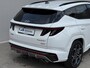 Hyundai Tucson 1.6 T-GDI PHEV N Line 4WD / Automaat / Dealer onderhouden / Fabrieksgarantie tot 04-2028 / Trekgewicht 1350 kg / Elektrische achterklep / Stuur- Stoel & Achterbank verwarming / Adaptief cruise control / Rondomzicht camera / Stoelventilatie /
