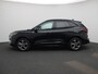 Ford Kuga | ST LIne | Automaat | Verwarmde Voorstoelen | Verwarmd Stuurwiel | Verwarmbare Voorruit | Cruise Control | Lane Assist | Climate Control | Head Up Display | Parkeer Camera Achter | Parkeersensoren Voor + Achter | Navigatie