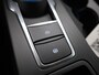 Ford Kuga | ST LIne | Automaat | Verwarmde Voorstoelen | Verwarmd Stuurwiel | Verwarmbare Voorruit | Cruise Control | Lane Assist | Climate Control | Head Up Display | Parkeer Camera Achter | Parkeersensoren Voor + Achter | Navigatie