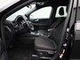 Ford Kuga | ST LIne | Automaat | Verwarmde Voorstoelen | Verwarmd Stuurwiel | Verwarmbare Voorruit | Cruise Control | Lane Assist | Climate Control | Head Up Display | Parkeer Camera Achter | Parkeersensoren Voor + Achter | Navigatie