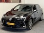 MG MG4 ELECTRIC LUXURY LONG RANGE 204 PK 64 KWH FABRIEKGARANTIE TOT 2031 !!! NAVIGATIE ADAPTIVE CRUISE CONTROL APPLE CARPLAY/ANDROID 360 CAMERA STOEL EN STUURVERWARMING DODEHOEKSENSOREN RIJSTROOKSENSOREN KEYLESS GO ZEER MOOI !!