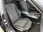BMW 3-Serie Touring 320i M-sport High Ex.(NL-auto, Dealer OnderH, Panorama, Trekhaak, Navi, StoelV, Sportstoel, Climate Con, Etc)
