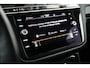 Volkswagen Tiguan 1.4 TSI 245 pk eHybrid R-Line Business 6-DSG | Wegklapbare Trekhaak | Achteruitrijcamera | Cruise control adaptief |