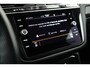Volkswagen Tiguan 1.4 TSI 245 pk eHybrid R-Line Business 6-DSG | Wegklapbare Trekhaak | Achteruitrijcamera | Cruise control adaptief |