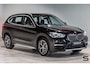 BMW X1 XDrive20i High Executive|NAP|1eig|Trekhaak|Leder|HUD