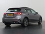 Mercedes-Benz A-klasse 250 e AMG Line | Panoramadak | Achteruitrijcamera | Stoelverwarming | Widescreen |