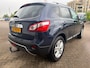 Nissan Qashqai 1.6 Acenta met trekhaak en panoramadak en parkeercamera en navigatie en bluetooth telefoon en cruise controle