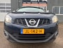 Nissan Qashqai 1.6 Acenta met trekhaak en panoramadak en parkeercamera en navigatie en bluetooth telefoon en cruise controle