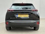 Peugeot e-2008 EV Active 54 kWh / SOH 97,75% / 8 Jaar Fabrieksgarantie / Dealer Onderhouden / 3-fase/Snelladen / Navigatie /