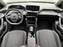 Peugeot e-2008 EV Active 54 kWh / SOH 97,75% / 8 Jaar Fabrieksgarantie / Dealer Onderhouden / 3-fase/Snelladen / Navigatie /