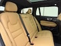 Volvo V60 Cross Country B5 AWD Pro | Geventileerde voorstoelen | Bowers en Wilkins | Trekhaak