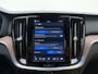 Volvo V60 Cross Country B5 AWD Pro | Geventileerde voorstoelen | Bowers en Wilkins | Trekhaak