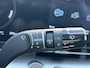 Hyundai Kona Long Range Pure Edition 64.8 kWh / 20 Inch Lichtmetalen Velgen / Navigatie / Cruise Control Adaptief / Bestuurder & Bijrijder Stoel In Hoogte Verstelbaar /