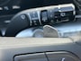 Hyundai Kona Long Range Pure Edition 64.8 kWh / 20 Inch Lichtmetalen Velgen / Navigatie / Cruise Control Adaptief / Bestuurder & Bijrijder Stoel In Hoogte Verstelbaar /