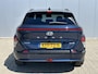 Hyundai Kona Long Range Pure Edition 64.8 kWh / 20 Inch Lichtmetalen Velgen / Navigatie / Cruise Control Adaptief / Bestuurder & Bijrijder Stoel In Hoogte Verstelbaar /