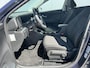 Hyundai Kona Long Range Pure Edition 64.8 kWh / 20 Inch Lichtmetalen Velgen / Navigatie / Cruise Control Adaptief / Bestuurder & Bijrijder Stoel In Hoogte Verstelbaar /