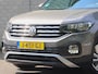 Volkswagen T-Cross 1.0 TSI Life | Navigatie | All-season Banden | Adaptieve Cruise Control | Airco | Parkeersensoren Voor & Achter |