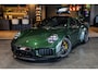 Porsche 911 992.2 Coupé 3.6 Turbo S, 711 PK, *ON/STOCK*, Sport/Design/Carbon, OAK/Green, Lift, Burmester, Turbonite/Zwart, NEW!!
