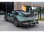 Porsche 911 992.2 Coupé 3.6 Turbo S, 711 PK, *ON/STOCK*, Sport/Design/Carbon, OAK/Green, Lift, Burmester, Turbonite/Zwart, NEW!!