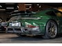 Porsche 911 992.2 Coupé 3.6 Turbo S, 711 PK, *ON/STOCK*, Sport/Design/Carbon, OAK/Green, Lift, Burmester, Turbonite/Zwart, NEW!!