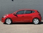 Renault Clio 1.0 TCe Zen 1e Eigenaar | All Season Banden | Trekhaak 900 Kg | Lane Assist | Cruise Control | Apple Carplay | Navigatie |